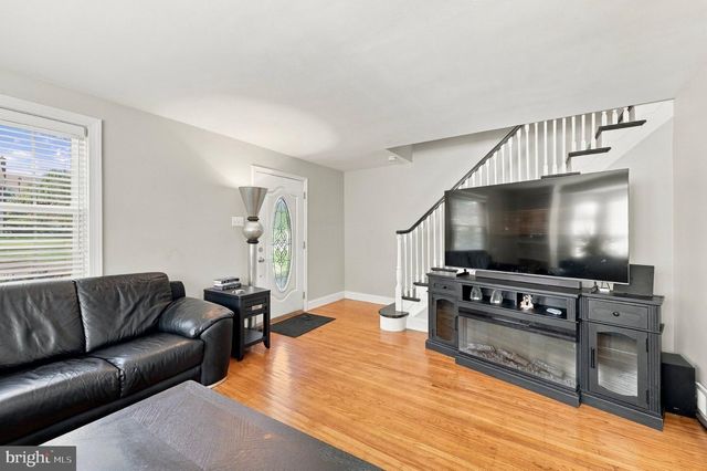 27 DEWEY RD, Cheltenham, PA 19012