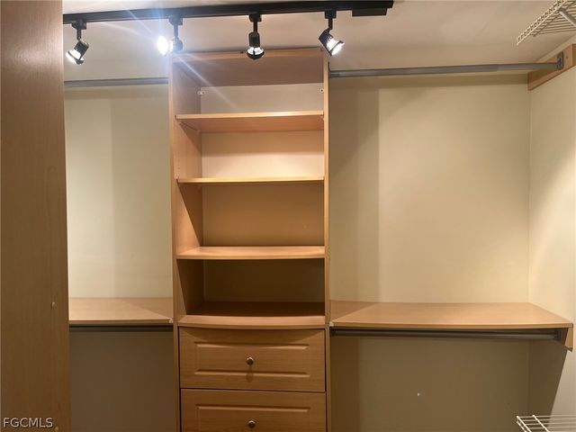 6220 Augusta DR 301, Fort Myers, FL 33907