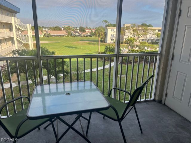 6220 Augusta DR 301, Fort Myers, FL 33907