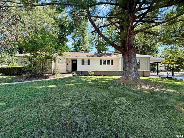 507 W GRAND Road, Carterville, IL 62918