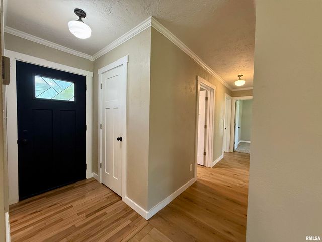 507 W GRAND Road, Carterville, IL 62918