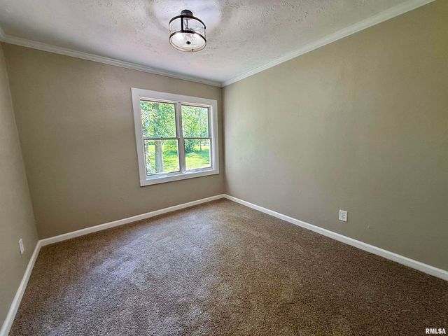 507 W GRAND Road, Carterville, IL 62918