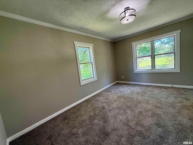 507 W GRAND Road, Carterville, IL 62918