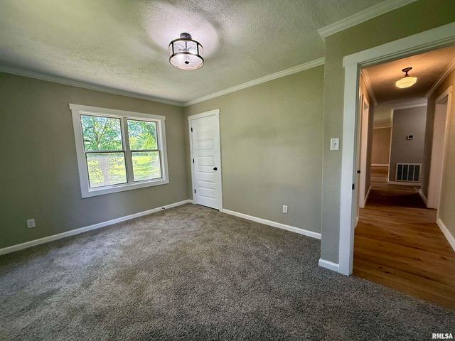 507 W GRAND Road, Carterville, IL 62918