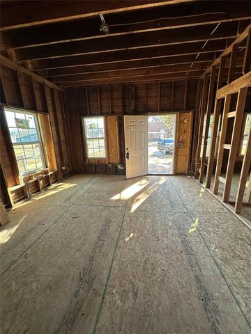 1137 NE 18th Street, Oklahoma City, OK 73111