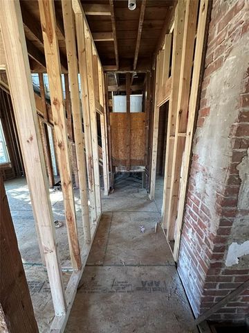 1137 NE 18th Street, Oklahoma City, OK 73111