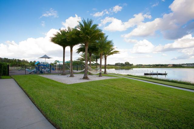 8801 FOUNTAIN PALM ALLEY, Winter Garden, FL 34787