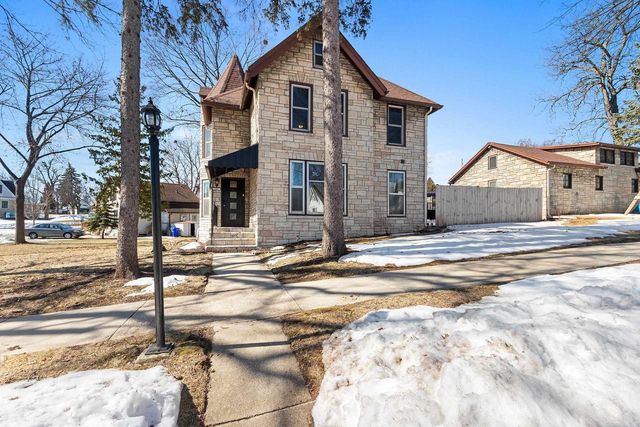 205 W 5TH STREET, Kaukauna, WI 54130