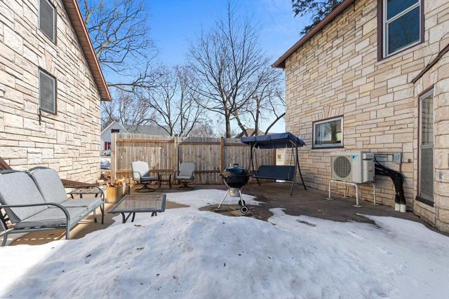 205 W 5TH STREET, Kaukauna, WI 54130