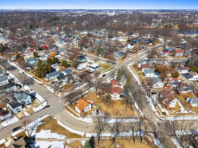 205 W 5TH STREET, Kaukauna, WI 54130