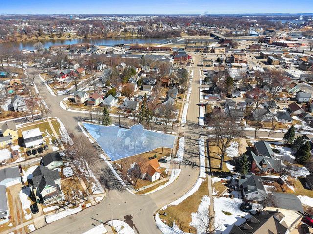 205 W 5TH STREET, Kaukauna, WI 54130