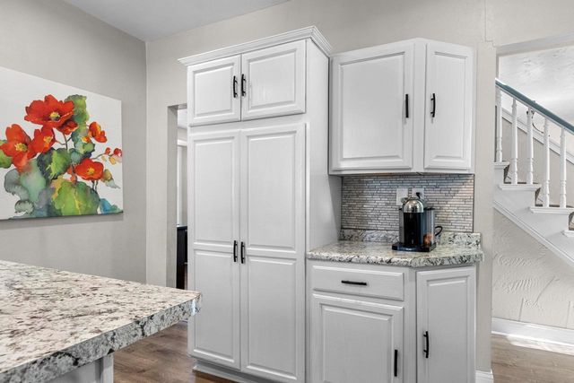 205 W 5TH STREET, Kaukauna, WI 54130