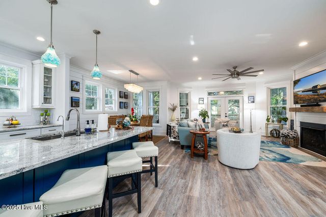 7 Red Bay Court, Southport, NC 28461