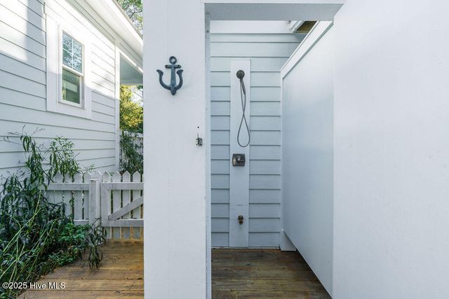 7 Red Bay Court, Southport, NC 28461