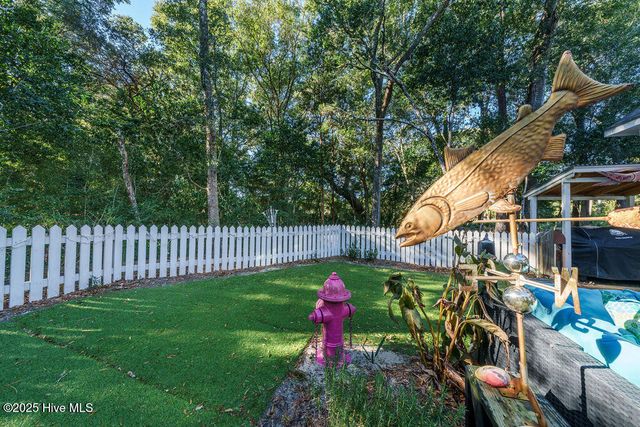 7 Red Bay Court, Southport, NC 28461