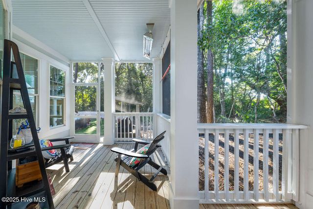 7 Red Bay Court, Southport, NC 28461