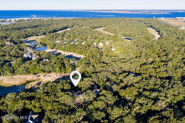 7 Red Bay Court, Southport, NC 28461