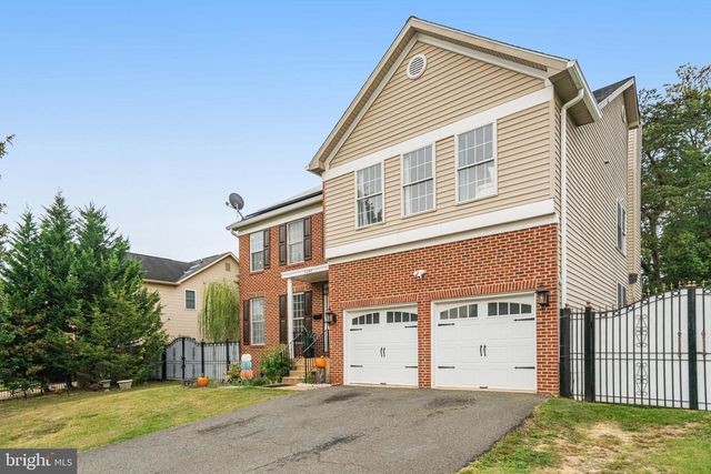3444 WASHINGTON DR, Falls Church, VA 22041