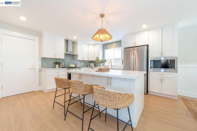 4339 Queensboro Way, Union City, CA 94587
