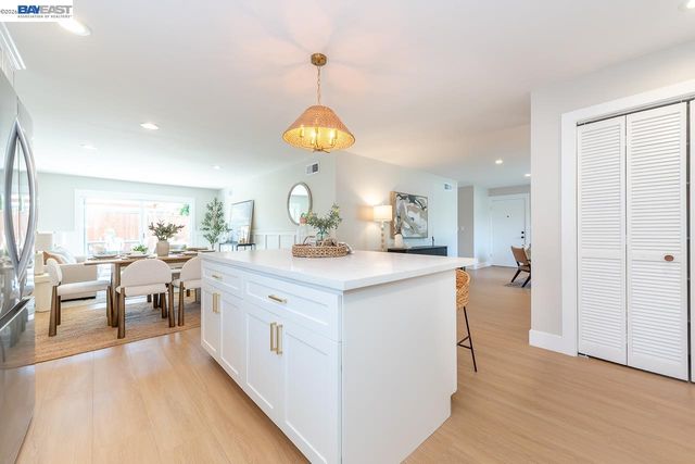 4339 Queensboro Way, Union City, CA 94587
