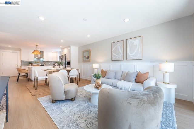 4339 Queensboro Way, Union City, CA 94587
