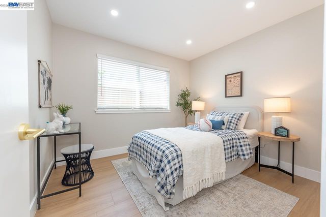 4339 Queensboro Way, Union City, CA 94587