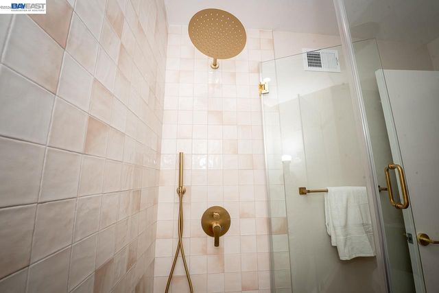4339 Queensboro Way, Union City, CA 94587