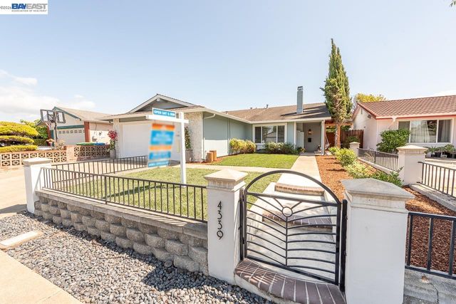 4339 Queensboro Way, Union City, CA 94587