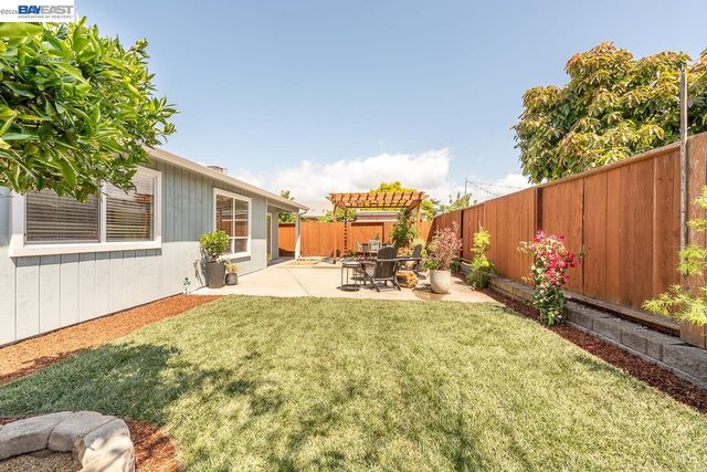 4339 Queensboro Way, Union City, CA 94587