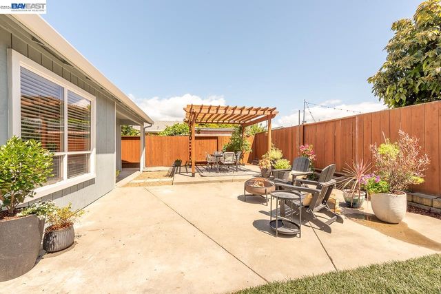 4339 Queensboro Way, Union City, CA 94587