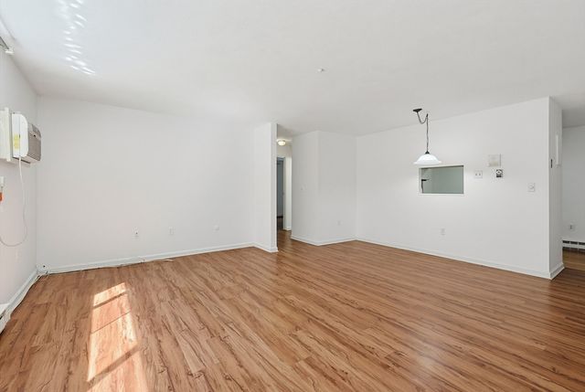 65 Milliken Ave 3, Franklin, MA 02038