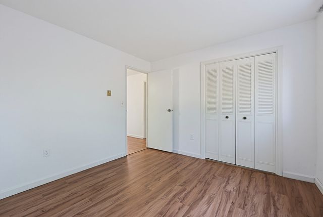 65 Milliken Ave 3, Franklin, MA 02038