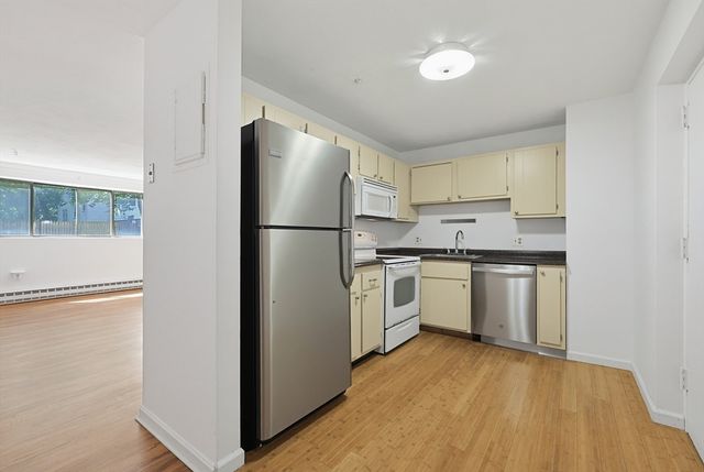 65 Milliken Ave 3, Franklin, MA 02038