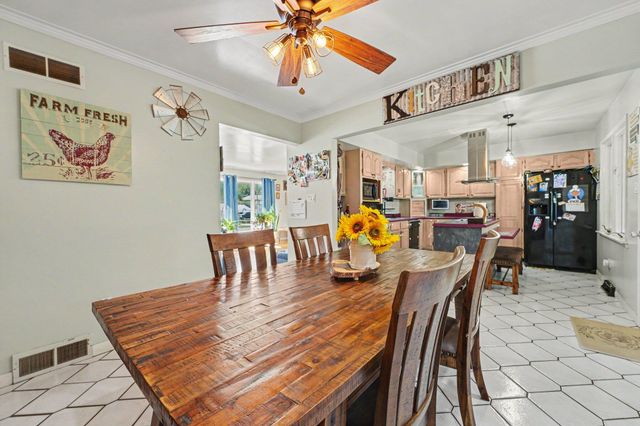 9328 Chestnut Lane, Munster, IN 46321