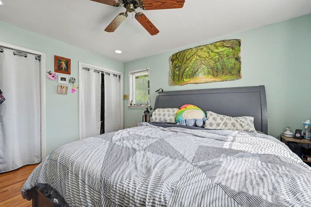 9328 Chestnut Lane, Munster, IN 46321