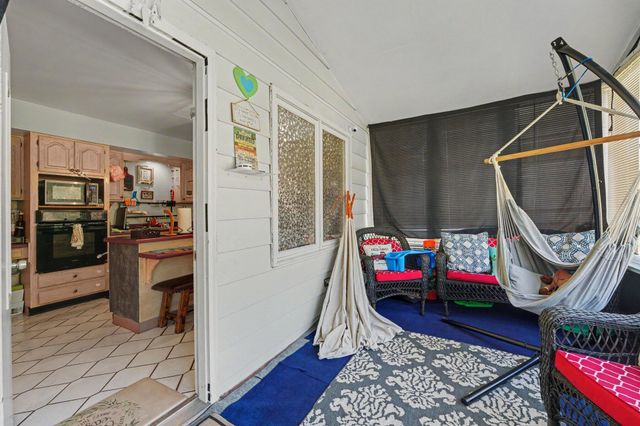 9328 Chestnut Lane, Munster, IN 46321