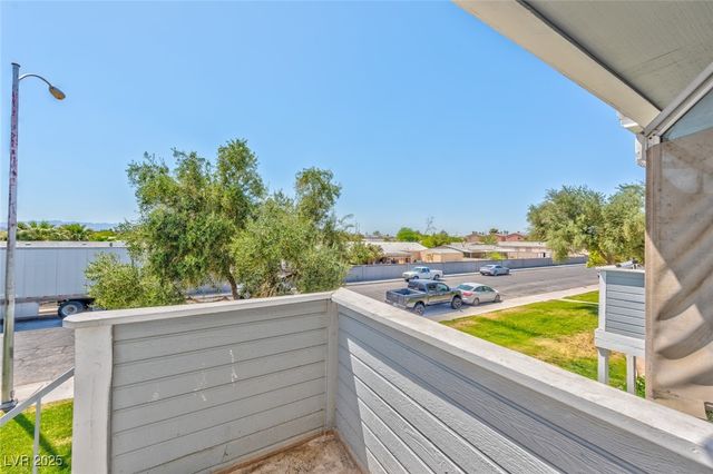 1870 Nebula Drive 274, Las Vegas, NV 89115