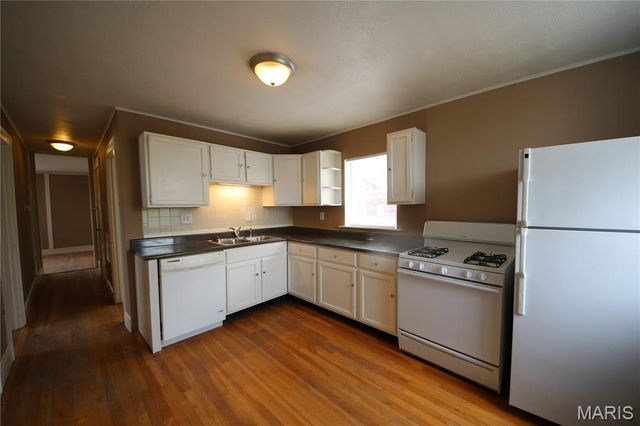 5912 Arsenal Street, St Louis, MO 63139