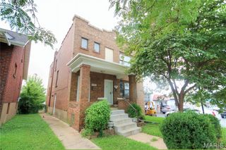 5912 Arsenal Street, St Louis, MO 63139