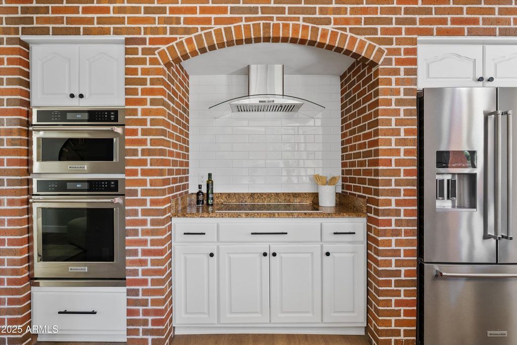 Image 16 of property listing at 1831 E LINDA Lane, Gilbert, AZ 85234