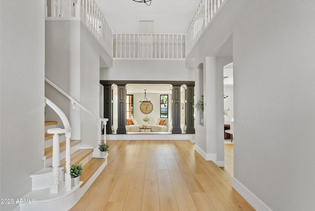 Image 3 of property listing at 1831 E LINDA Lane, Gilbert, AZ 85234