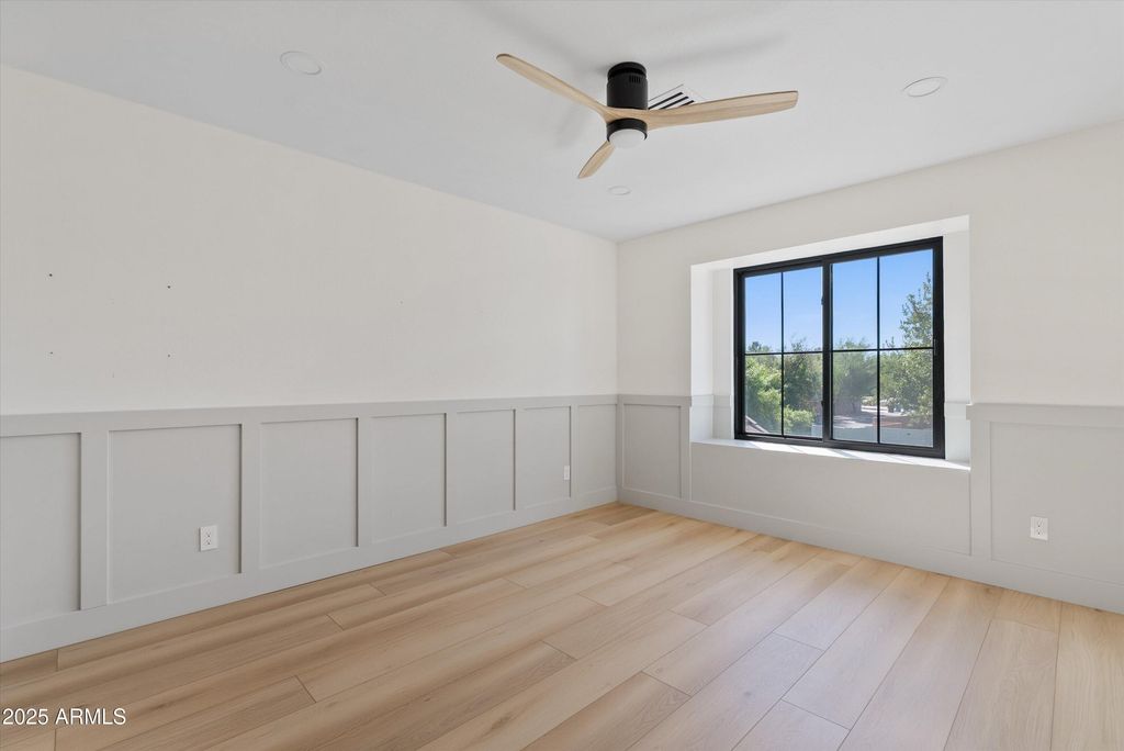 Image 31 of property listing at 1831 E LINDA Lane, Gilbert, AZ 85234