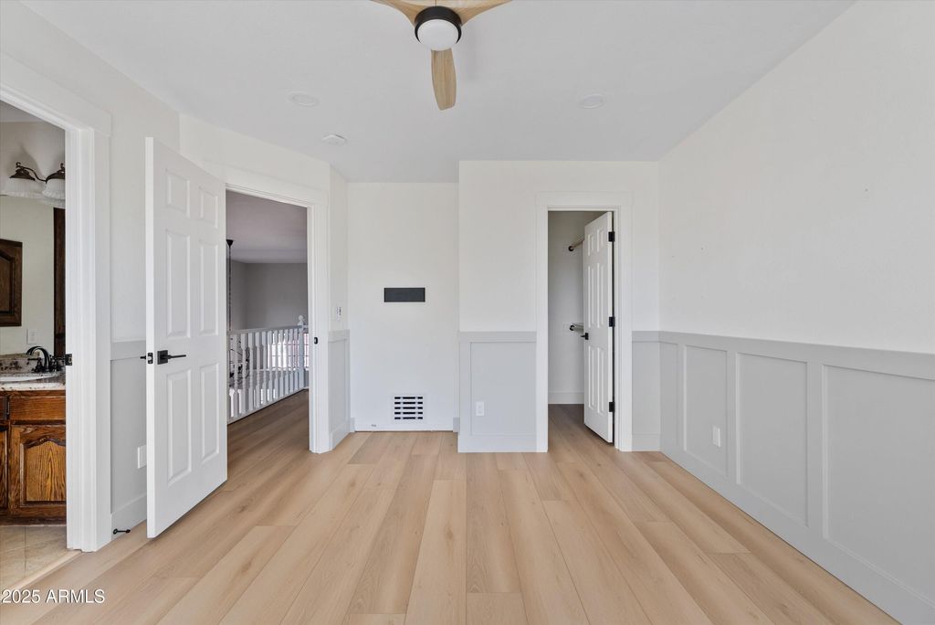 Image 33 of property listing at 1831 E LINDA Lane, Gilbert, AZ 85234