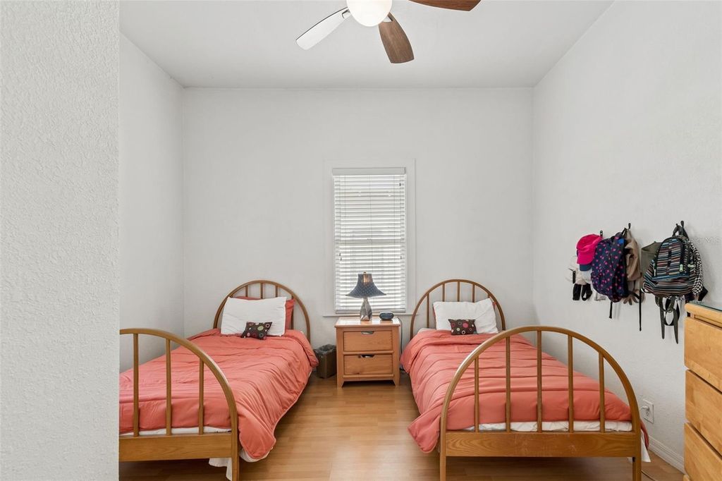 Image 12 of property listing at 1314 E 15TH AVENUE, Tampa, FL 33605