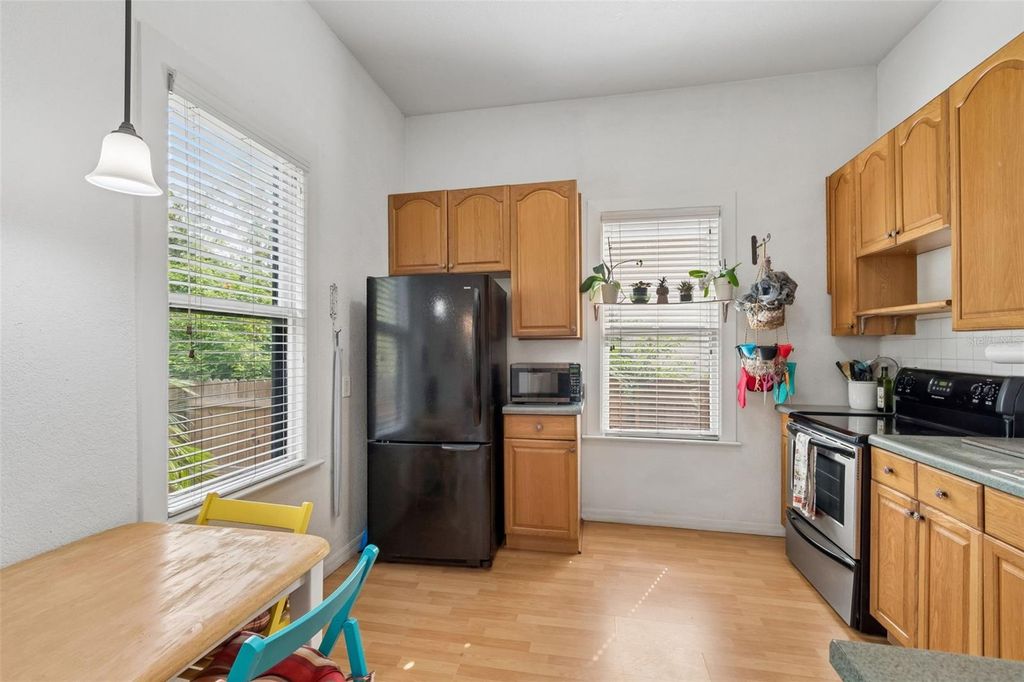 Image 21 of property listing at 1314 E 15TH AVENUE, Tampa, FL 33605