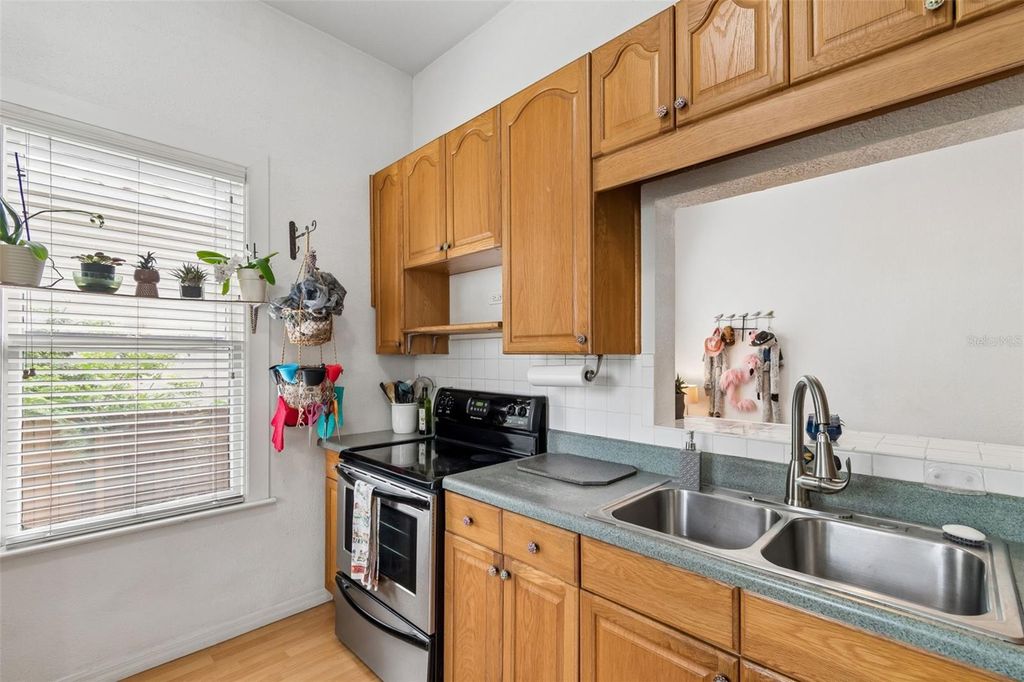 Image 25 of property listing at 1314 E 15TH AVENUE, Tampa, FL 33605