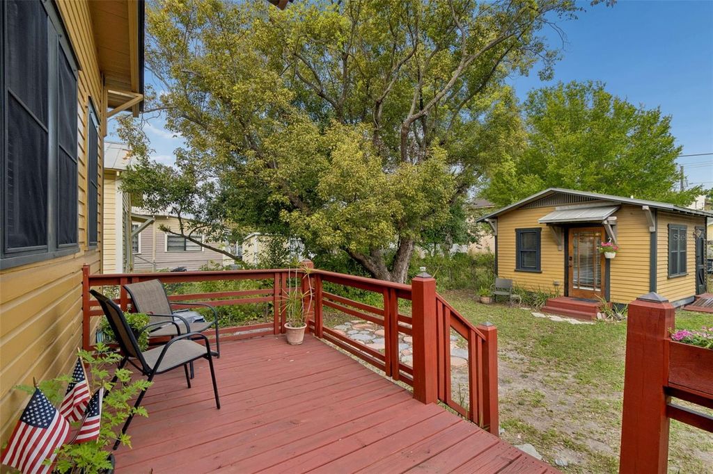 Image 35 of property listing at 1314 E 15TH AVENUE, Tampa, FL 33605