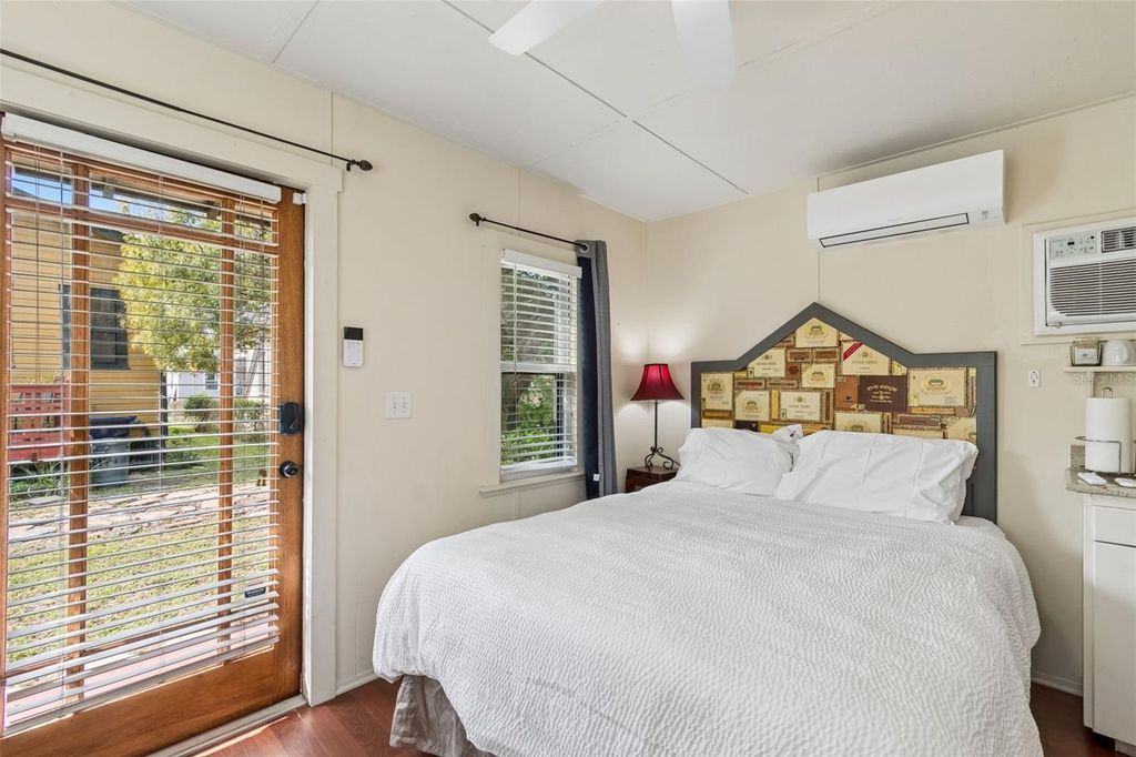 Image 42 of property listing at 1314 E 15TH AVENUE, Tampa, FL 33605