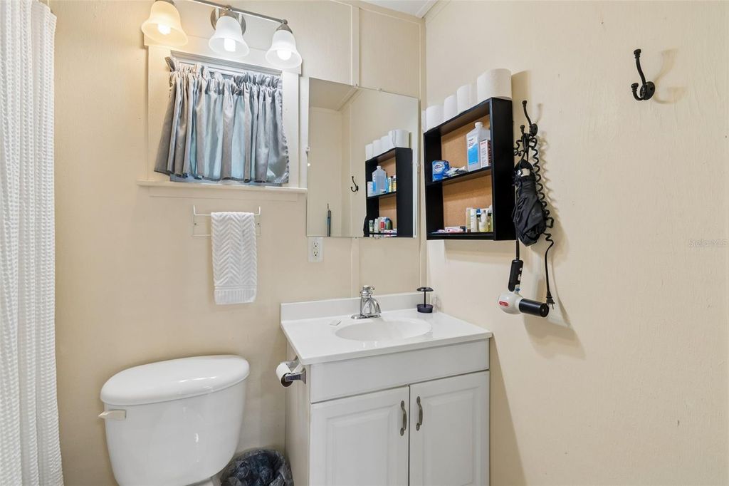 Image 45 of property listing at 1314 E 15TH AVENUE, Tampa, FL 33605