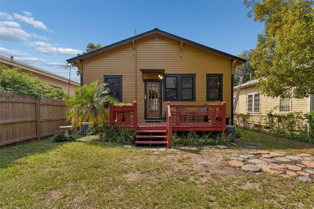 Image 50 of property listing at 1314 E 15TH AVENUE, Tampa, FL 33605